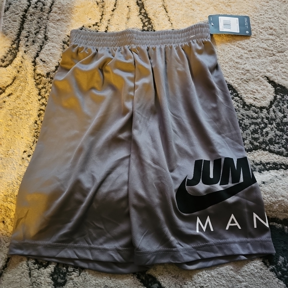 Nike Jumpman Boys Gray Athletic Shorts with Logo Large New